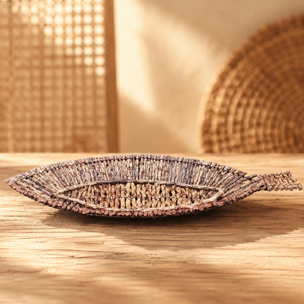 Woven Leaf Tray — Natural Twig