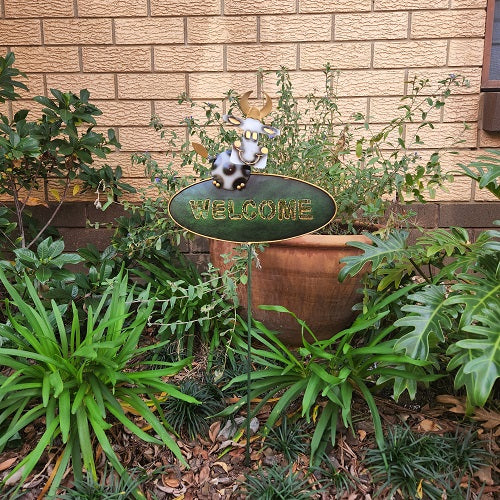Welcome Plant Stake Cow